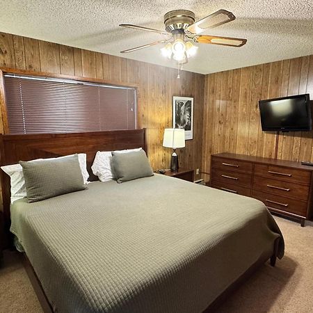 Papa Bear Cabin North Wawona エクステリア 写真