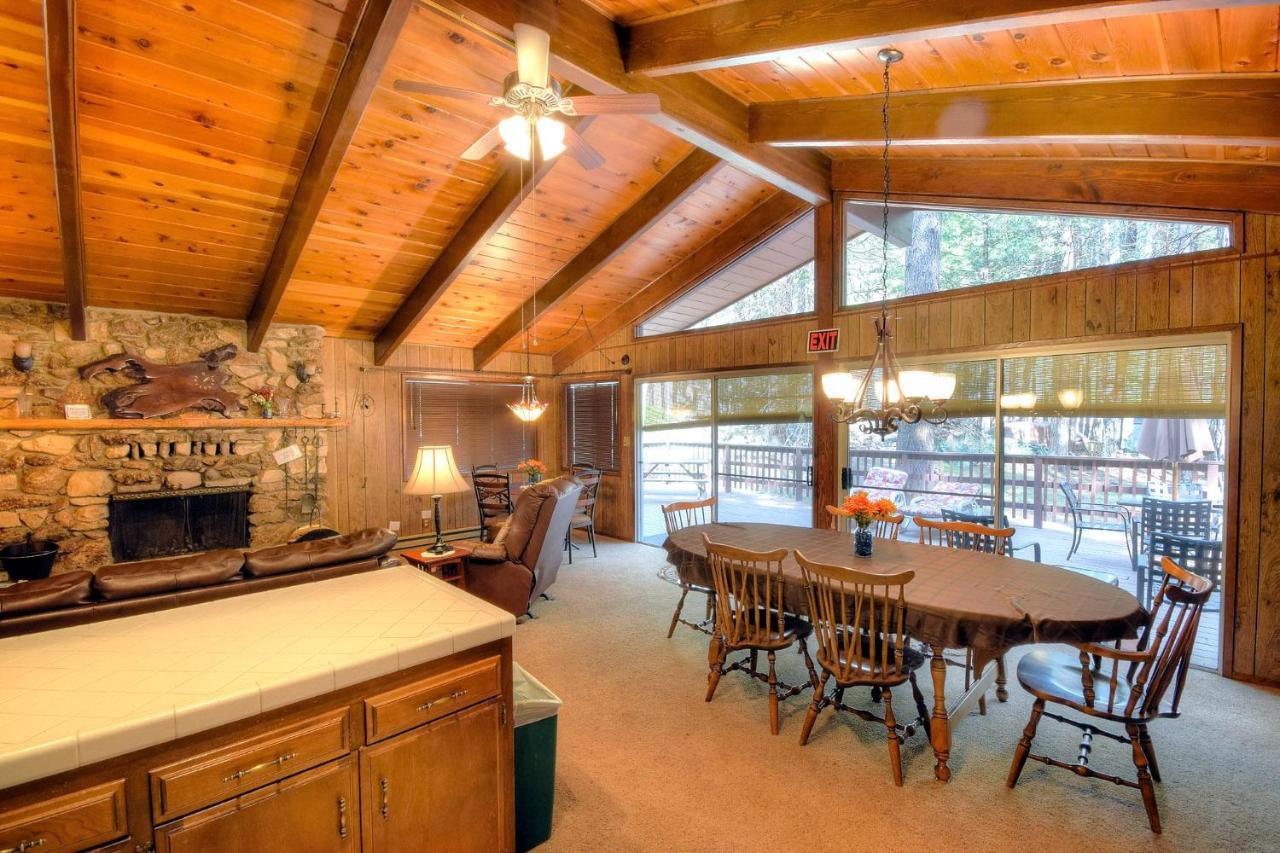 Papa Bear Cabin North Wawona エクステリア 写真