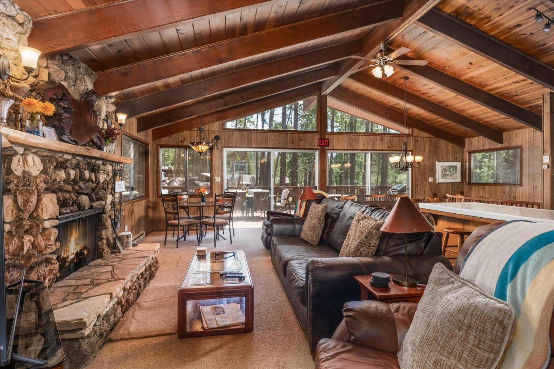 Papa Bear Cabin North Wawona エクステリア 写真